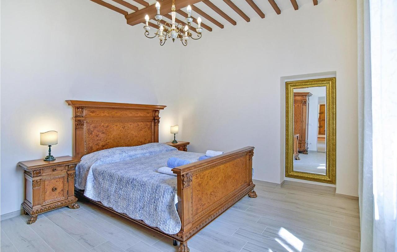 1 Bedroom Gorgeous Apartment In アレッツォ エクステリア 写真